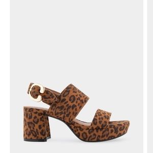 Aerosoles platform sandals, leopard print in size 7.